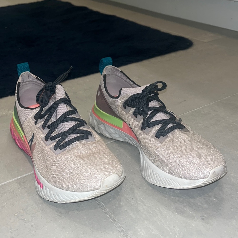 Nike React Run Shoe
